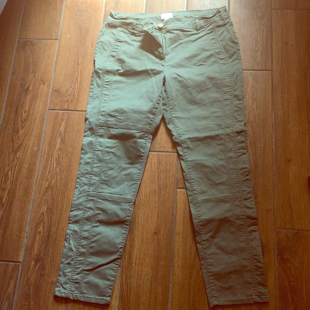 Green Chico’s army cargo pants - Picture 1 of 4